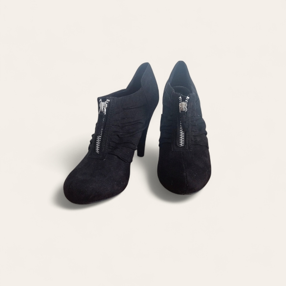 Fergalicious Women's Black Heeled Ankle Boots Size 6